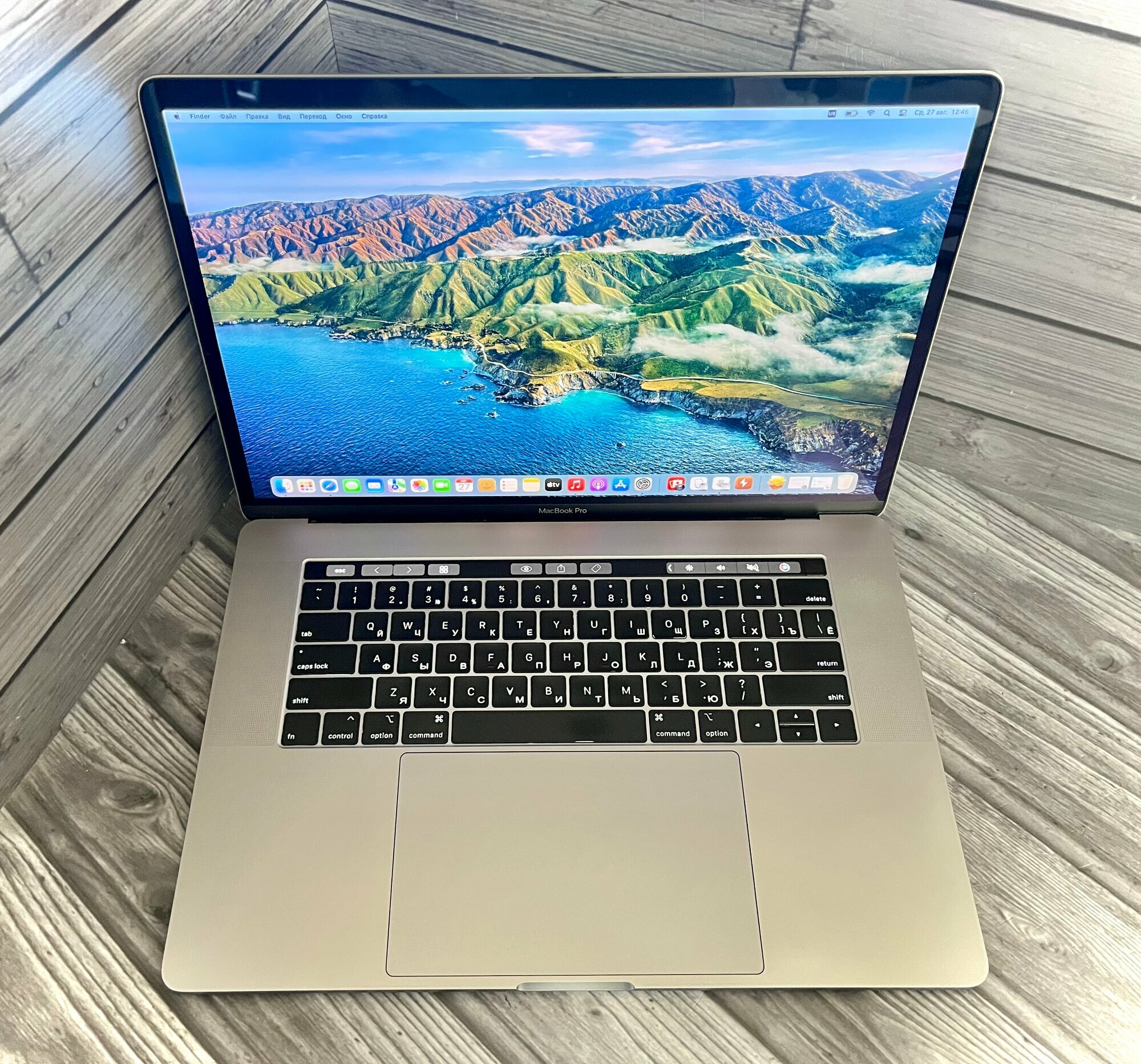 Apple MacBook Pro 15 Mid 2018, Intel Core i7 2.2 ГГц, RAM 32 ГБ, DDR4, SSD 256 ГБ, AMD Radeon Pro 555X, macOS, Серый