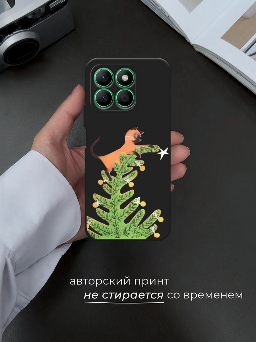 Черный матовый чехол на Honor X8B / Хонор X8B с принтом "Кот на елке" — фото 1