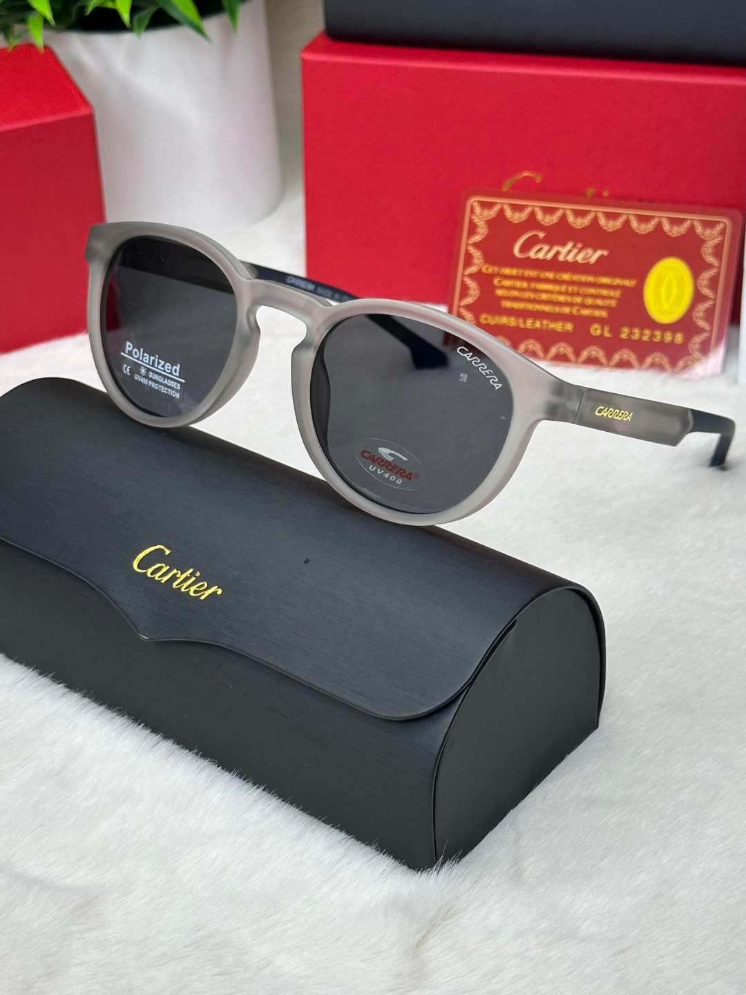 Солнцезащитные очки