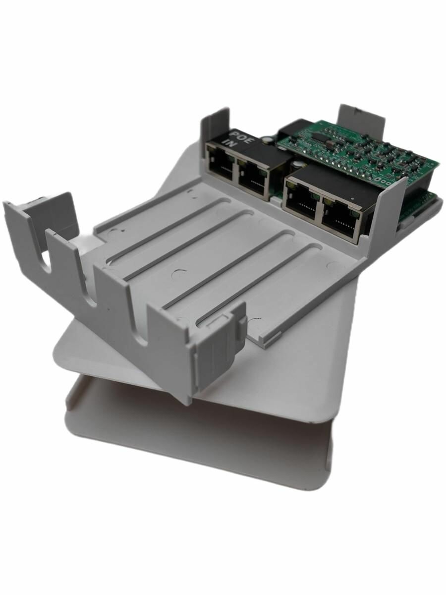 Активный Гигабитный PoE повторитель 3 порта FG01AT03AF PoE Вход:44-55В,0.5А PoE Выход 44-55В,0.25А