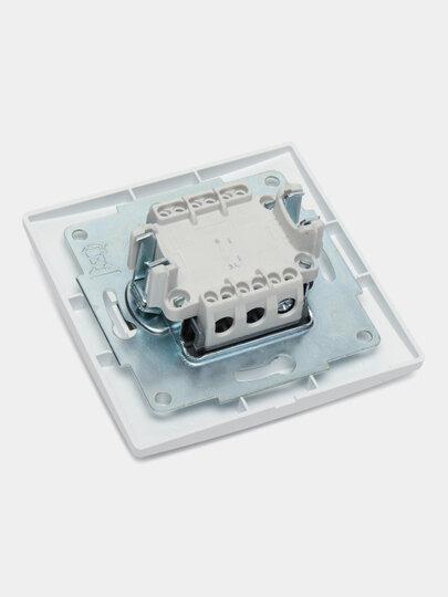 Выключатель Lezard 705-0202-100 Lesya, белый — фото 1