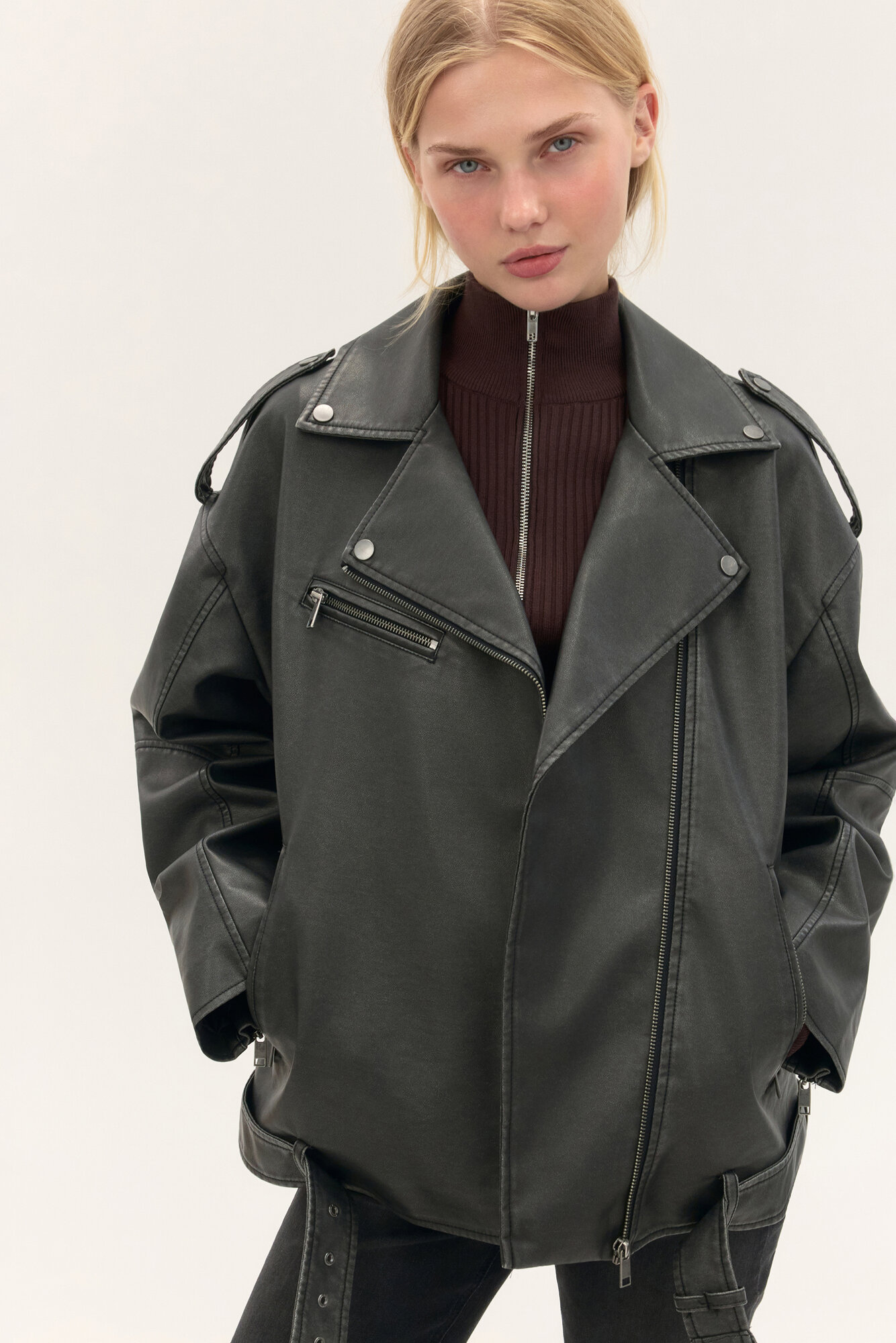 Куртка кожаная Befree Капсула Gentle retro размер XS темно-серый