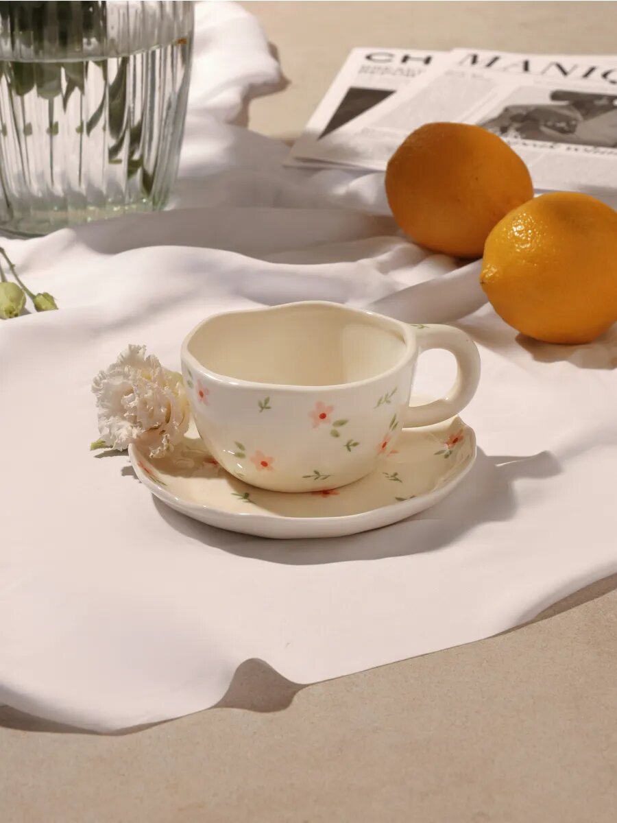 Чайная пара от бренда "Тепло в руках" - "Pinterest с розовыми цветами", кружка и блюдце, бело-розовая, керамика