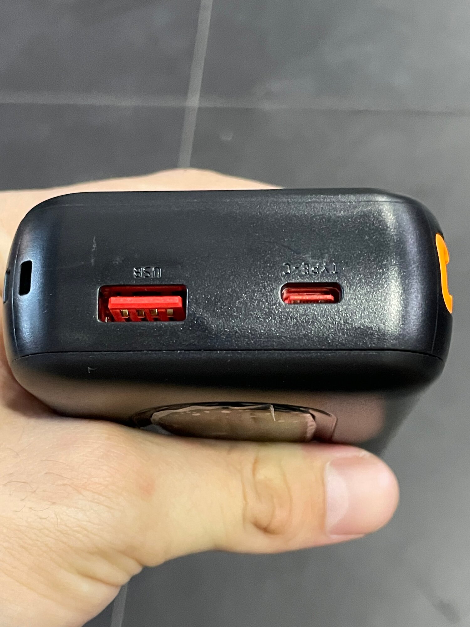 Портативный аккумулятор 20000 mAh, KAKUSIGA, быстрая зарядка, черный — фото 1