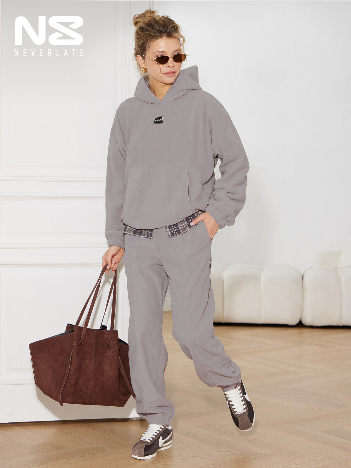 Костюм спортивный NEVERLATE