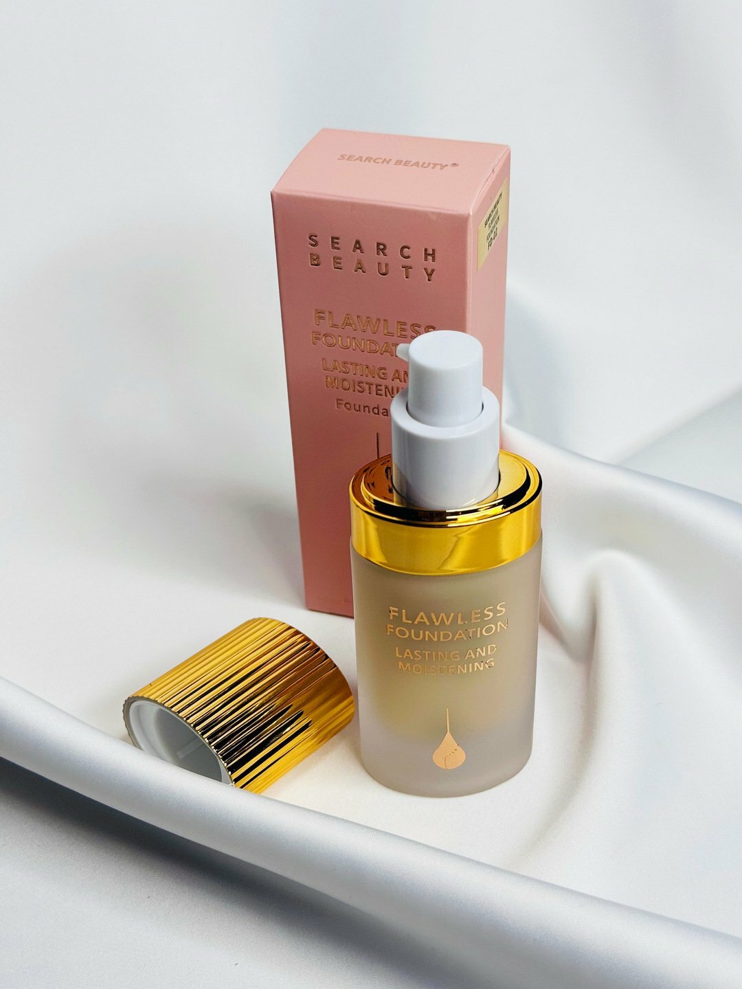 Тональный крем для лица с матовым эффектом Charlotte Tilbury Airbrush Flawless Foundation