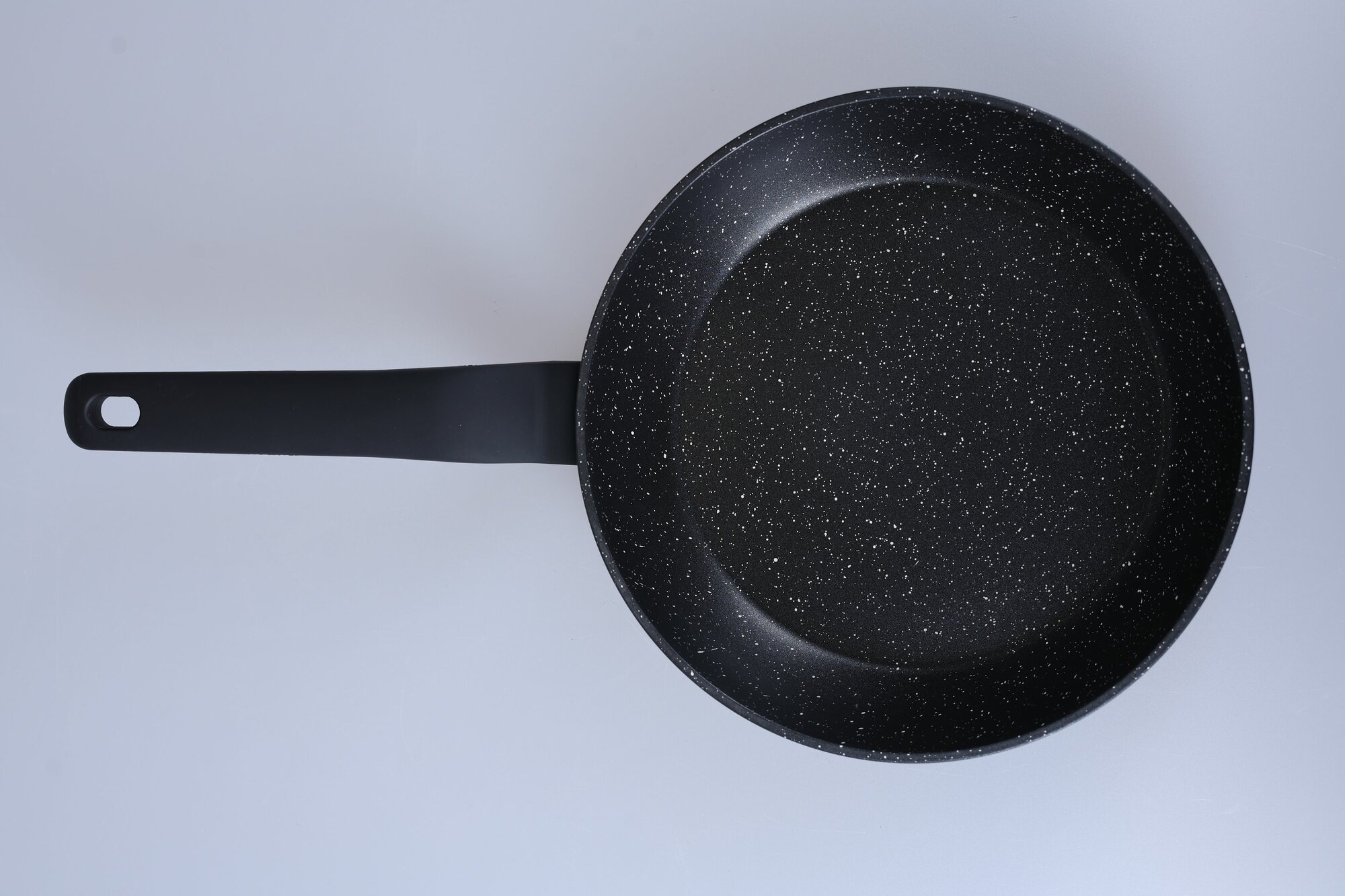 Сковорода домой INDI 24см, а/п покрытие, кованый алюминий, индукция, ручка Soft-Touch