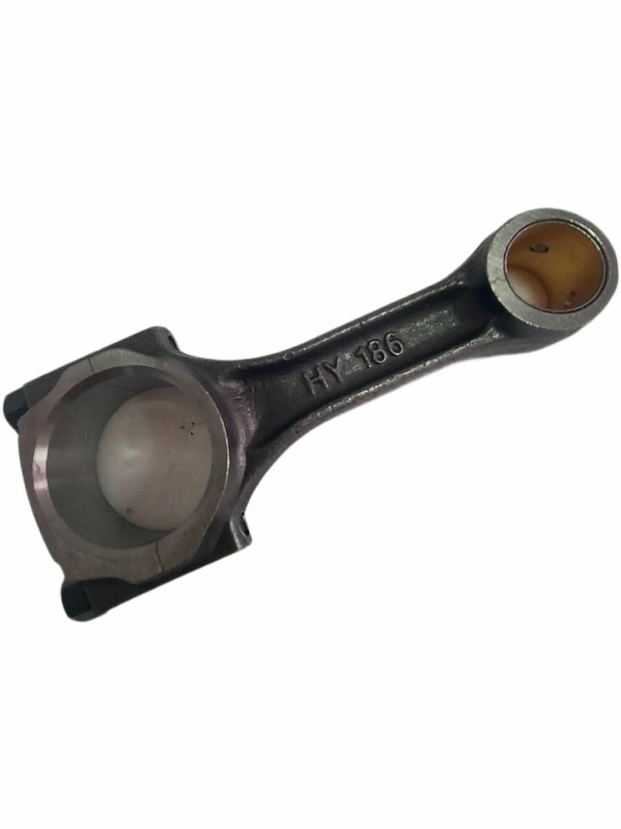 Шатун дизельного мотора 186FА-45 шейка 42мм