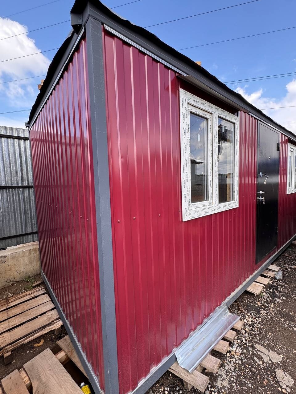 Блок-контейнер бытовка распашонка на металлическом каркасе 585x24 м с доставкой