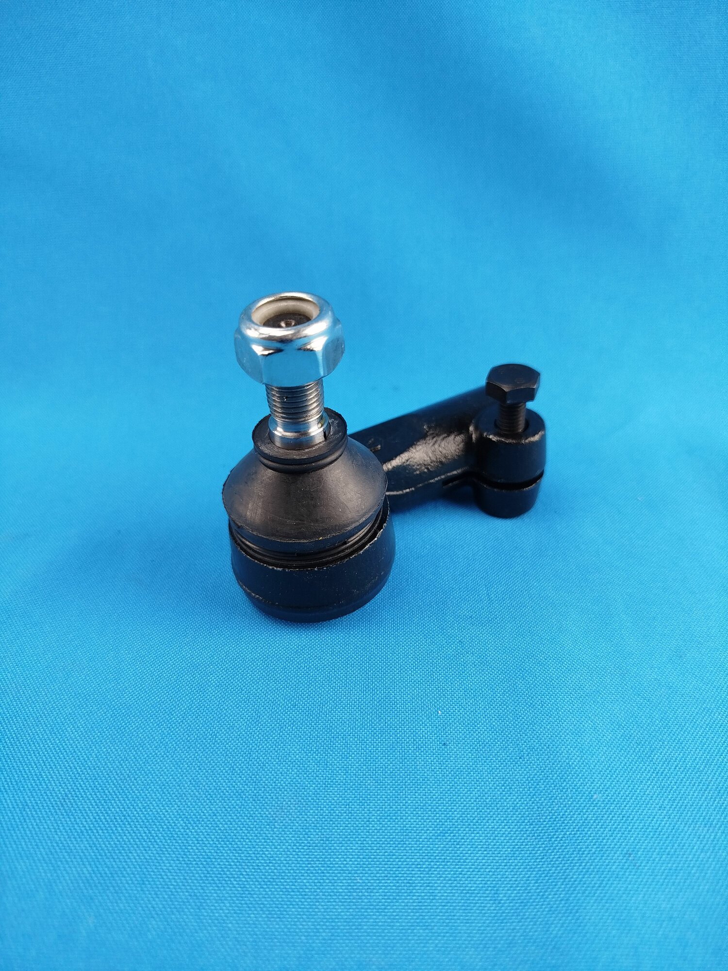 Наконечник рулевой "HOLA" для автомобилей ВАЗ 2110-12 правый (ст. арт. S131)