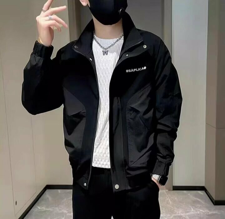 Куртка спортивная