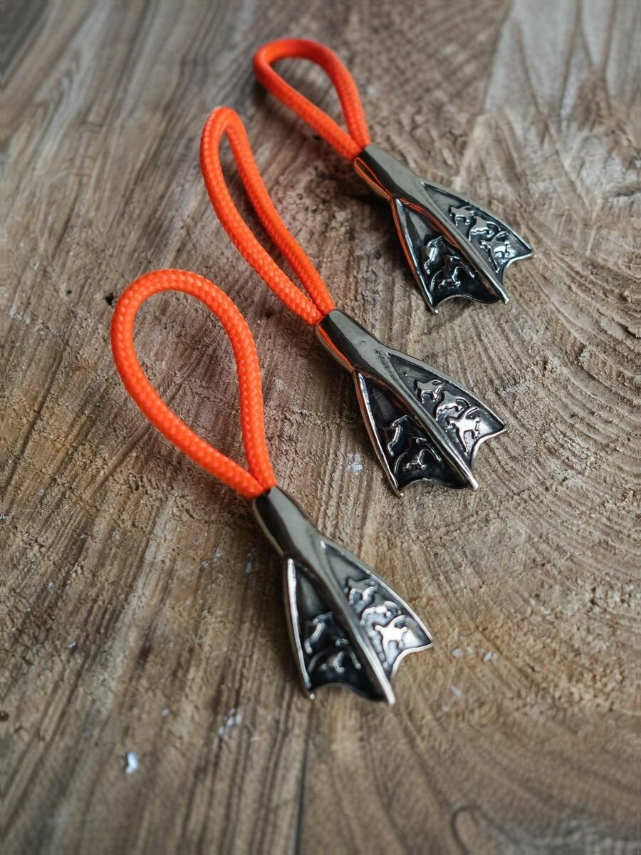 Брелок ReD, оранжевый — фото 1