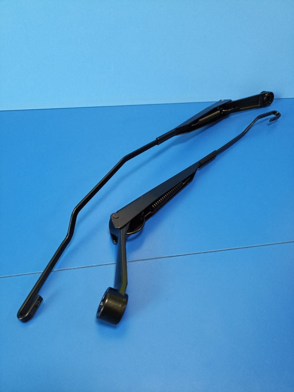 Поводки стеклоочистителя "UAD" для автомобилей Калина, Гранта