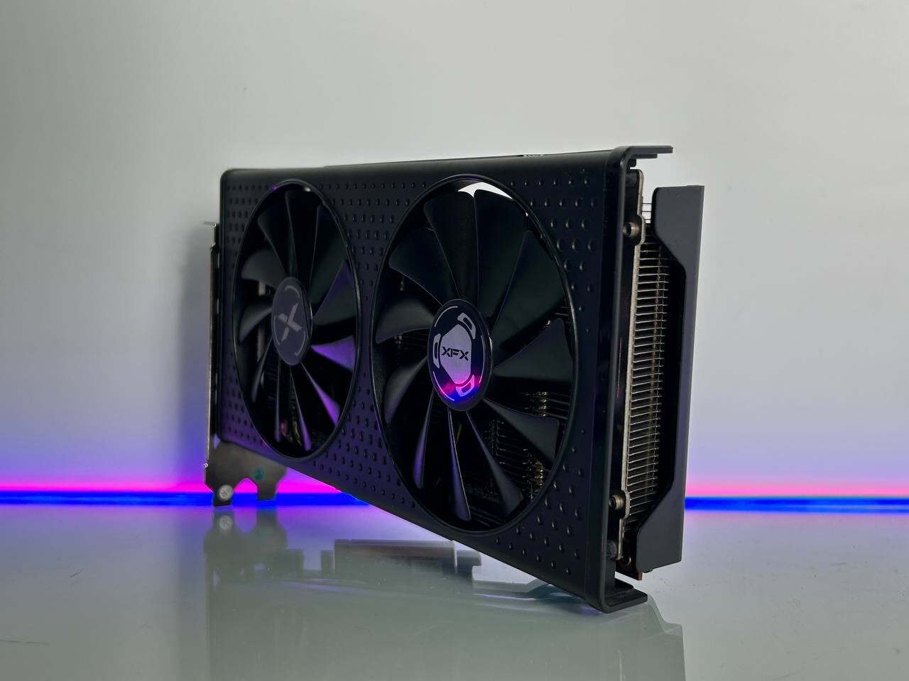 Видеокарта XFX Speedster SWFT 210 Radeon RX 6600 XT Core Gaming Graphics Card 8GB (RX-66XT8DFDQ) — фото 1