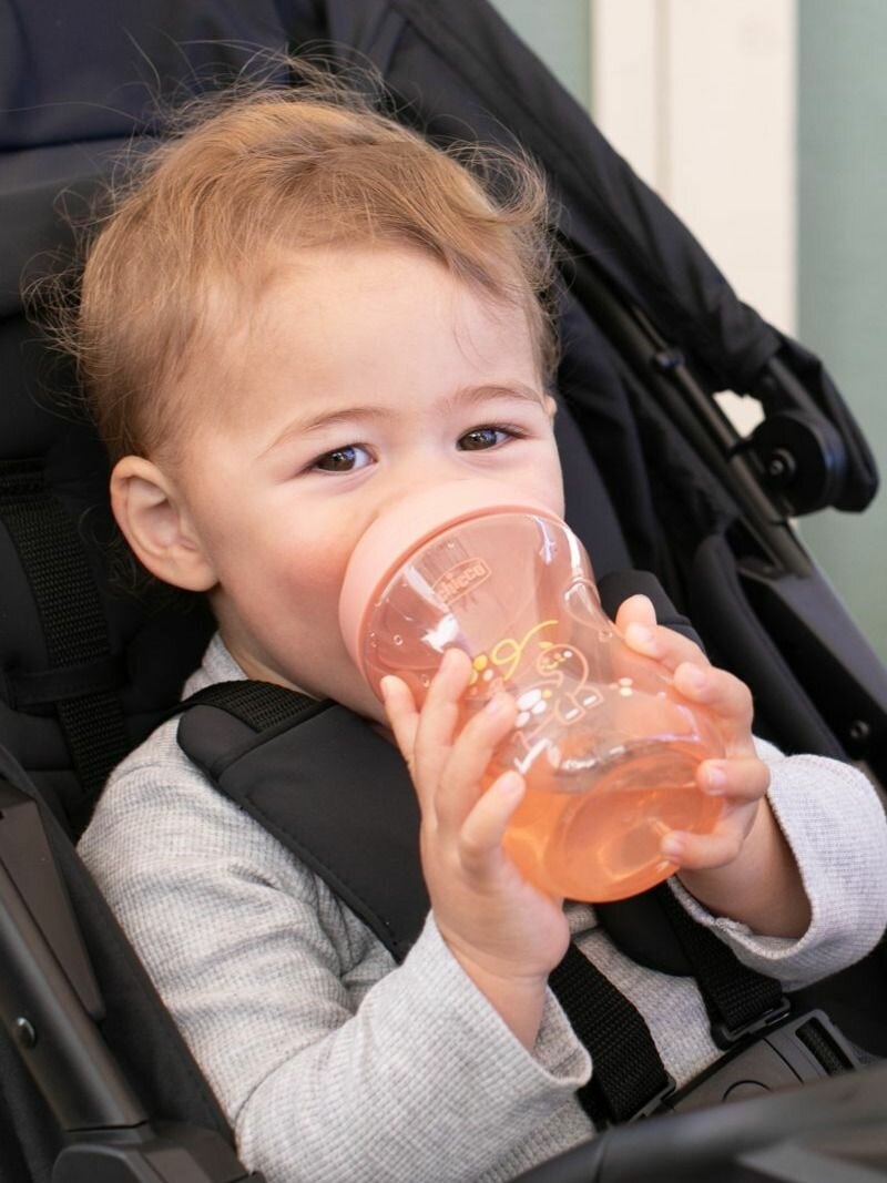 Поильник непроливайка детский Chicco Advanced Cup от 12 месяцев, 266 мл розовый — фото 1