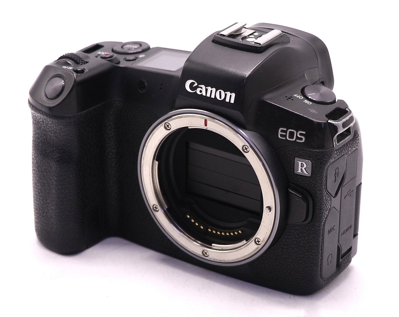Фотокамера Canon EOS R body (пробег 49000 кадров)
