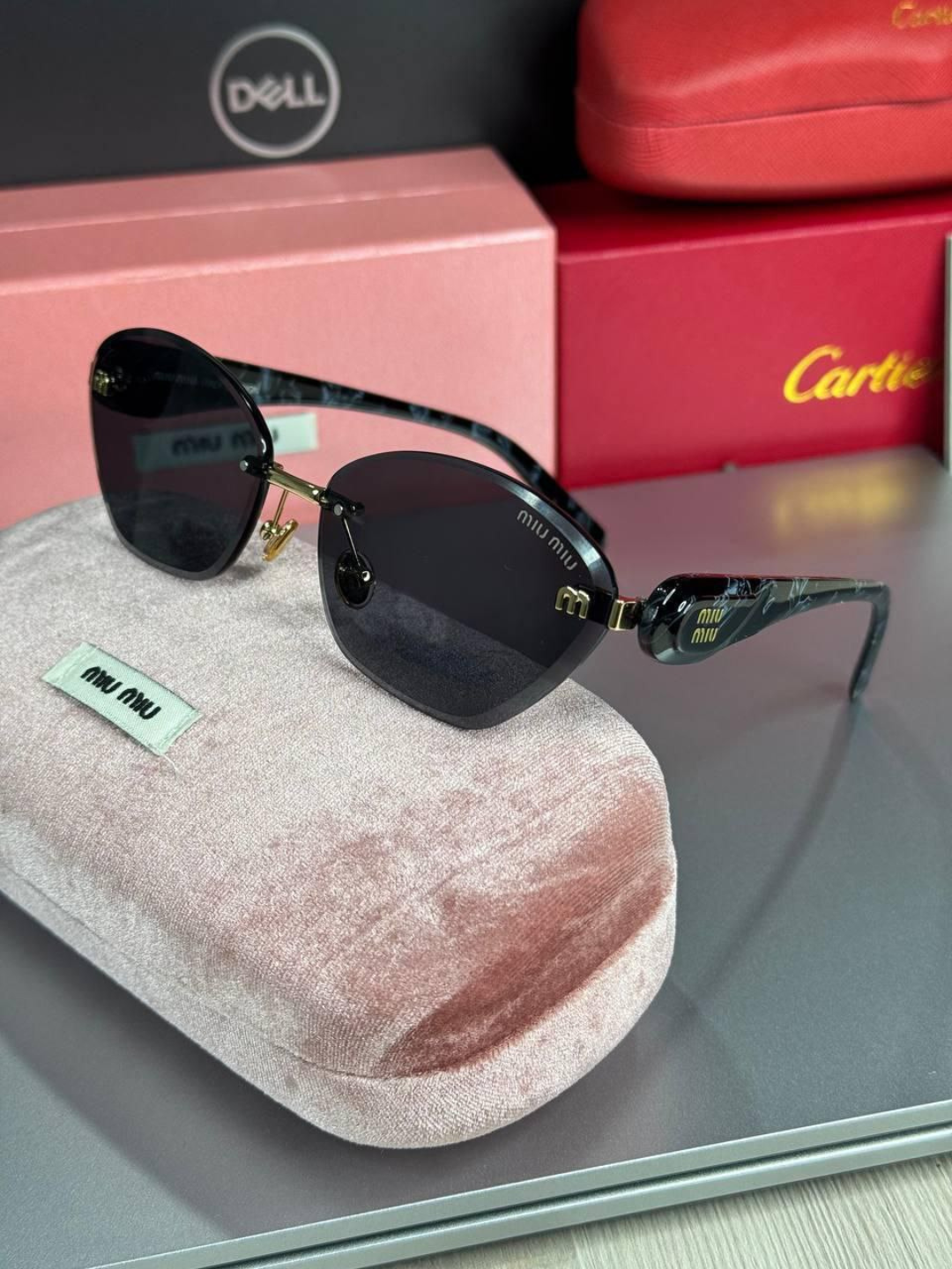 Солнцезащитные очки