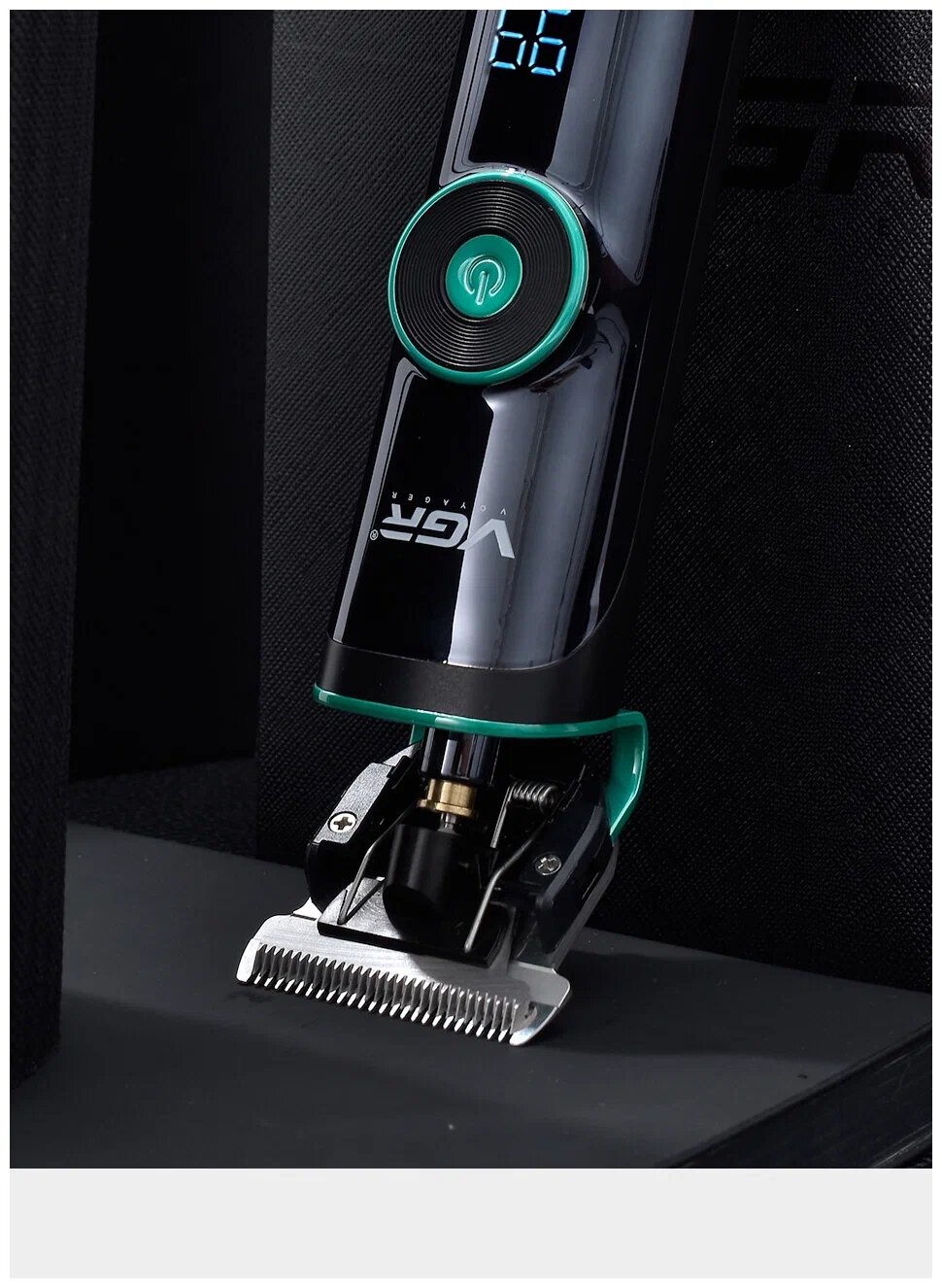 Машинка для стрижки VGR Style V671, нержавеющая сталь, быстрая зарядка, 400 мин автономной работы — фото 1