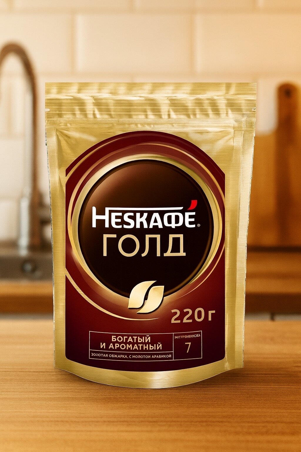 Кофе растворимый Nescafe Gold сублимированный с добавлением молотого, пакет, 220 г