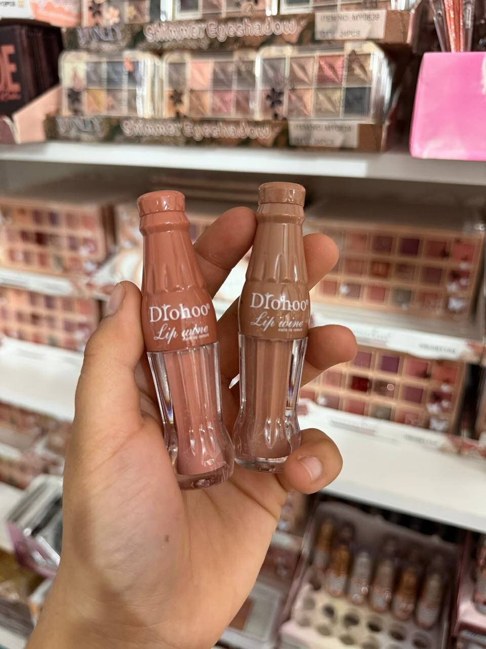 Помада № 1 жидкая, матовая, гипоаллергенная, цвет нежно коричновый меланж