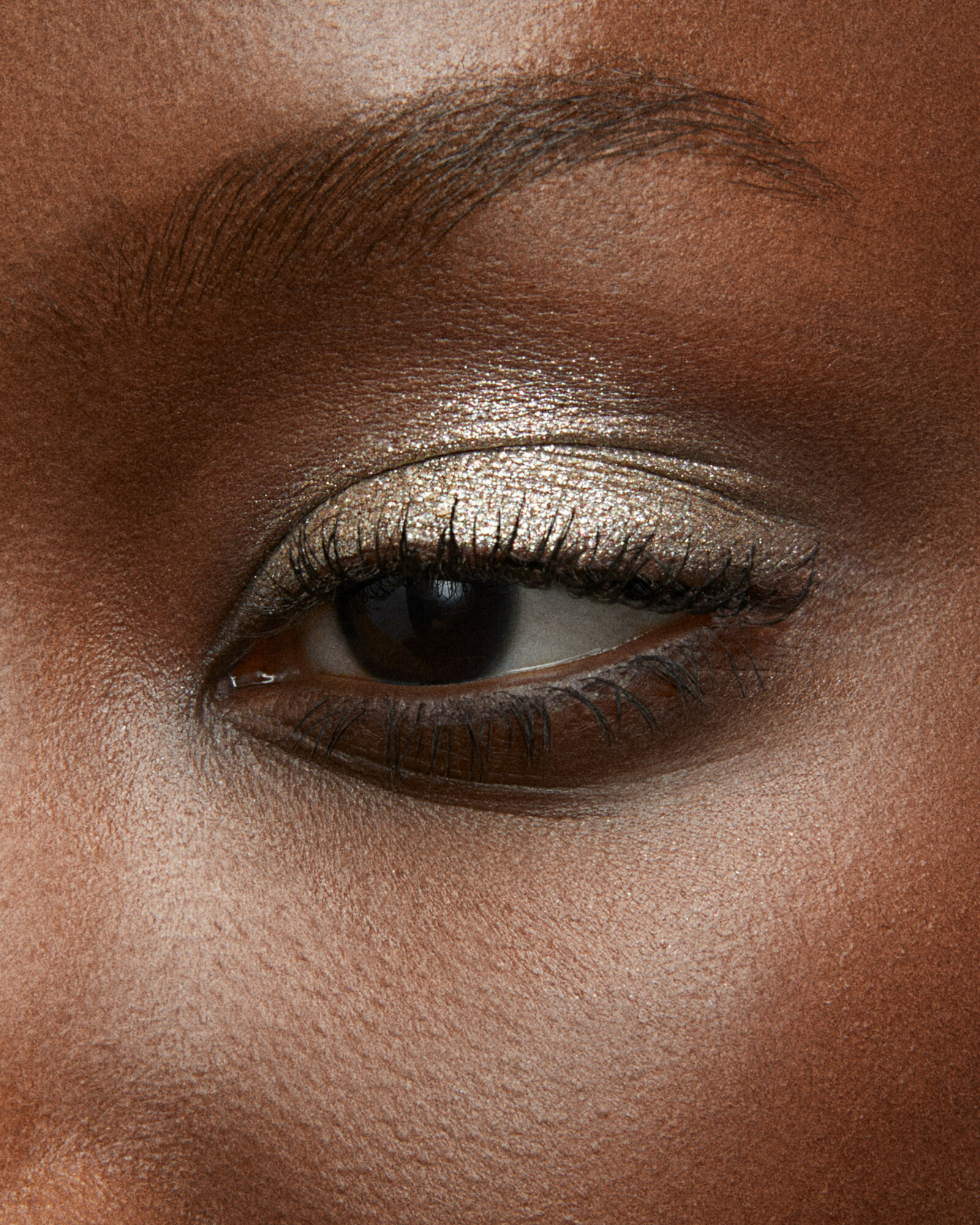 Тени для век сияющие INGLOT TWINKLE FREEDOM, оттенок №12, с шиммером — фото 1