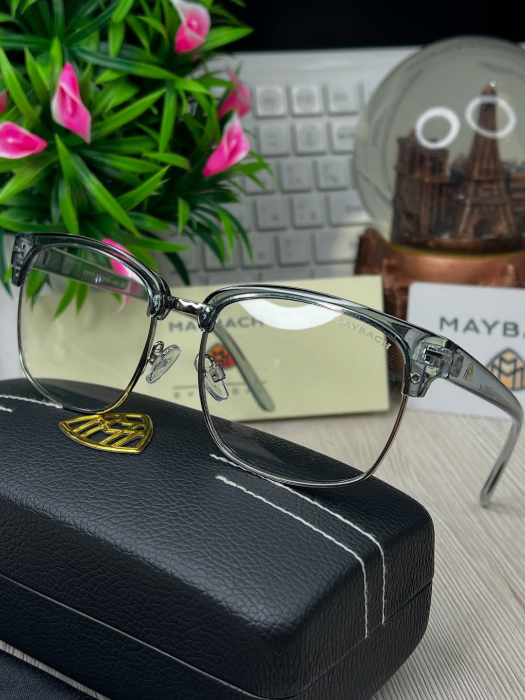 Солнцезащитные очки