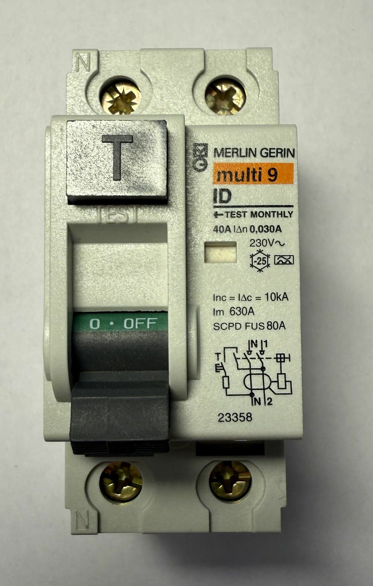 УЗО 2п 40А 30мА ID 23358 Schneider Electric