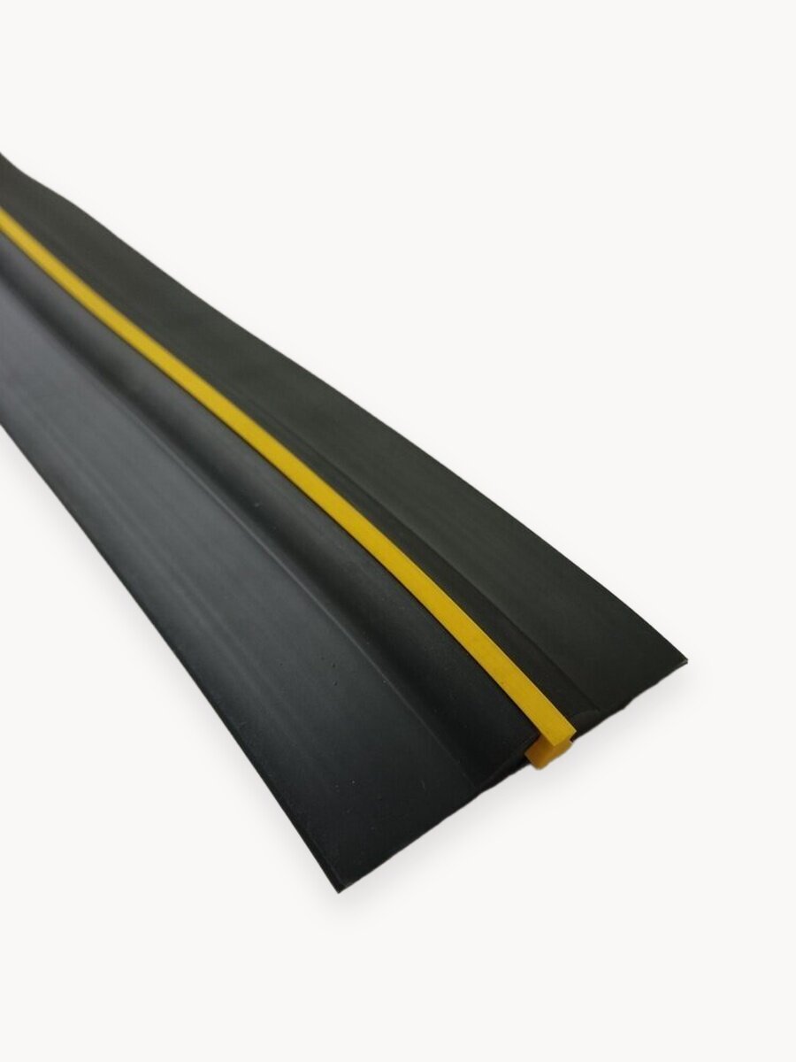 Порог под ворота гаража 3,8 м. Цена за 3,8 м.