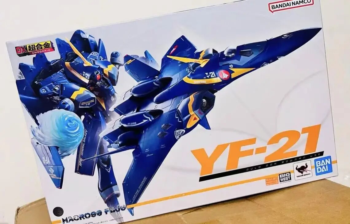 BANDAI SPIRITS DX Chogokin YF-21 VF-19 Excalibur