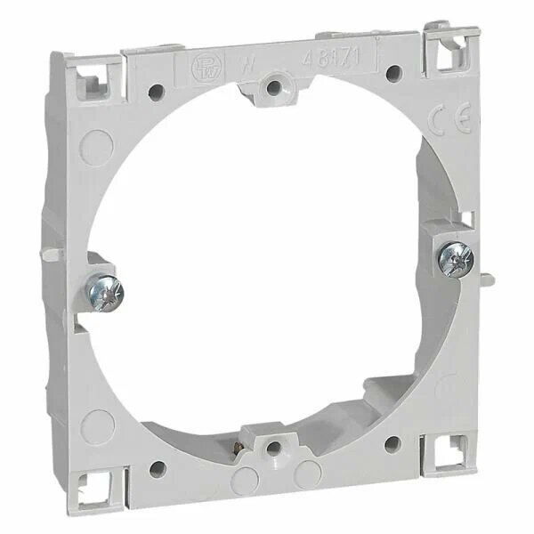 Legrand Metra Суппорт -2М универсальный (для крышек 75мм) 611788 (3шт)