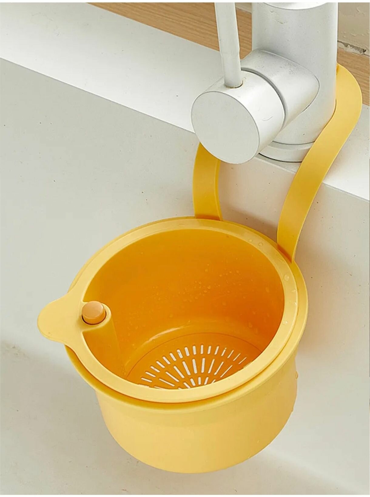 Подвесная сливная корзина для раковины. Цвет- желтый