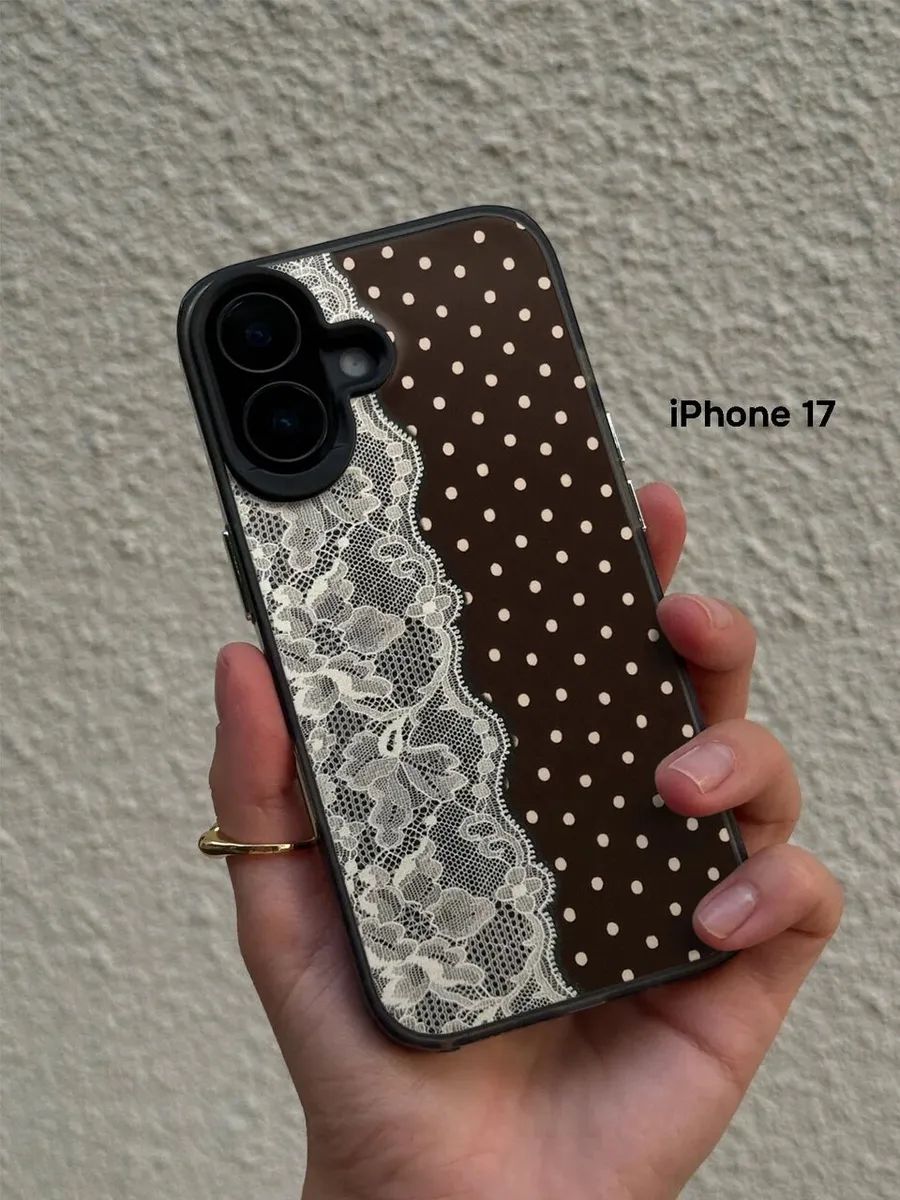 Чехол на iPhone 17 кружева