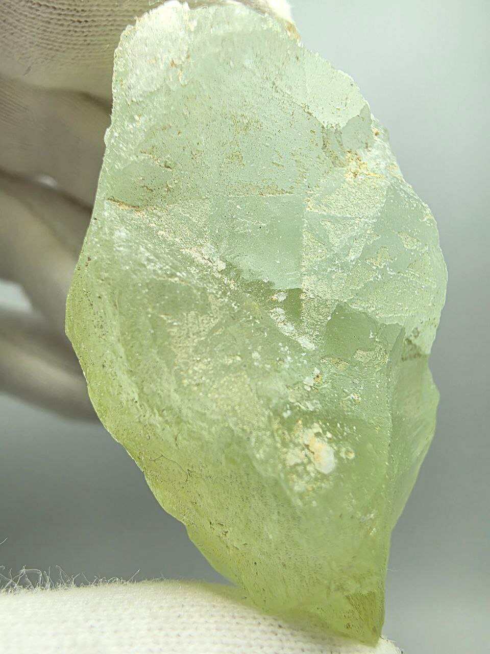 Датолит 57 мм, 79 г. — фото 1