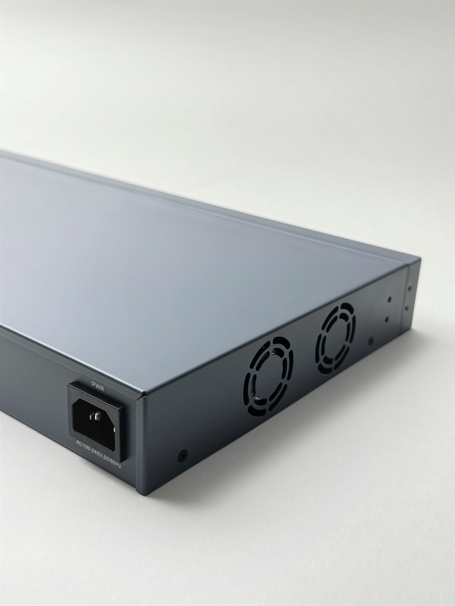 Управляемый коммутатор PoE СС-СК RS-SW-16 16, портов — фото 1