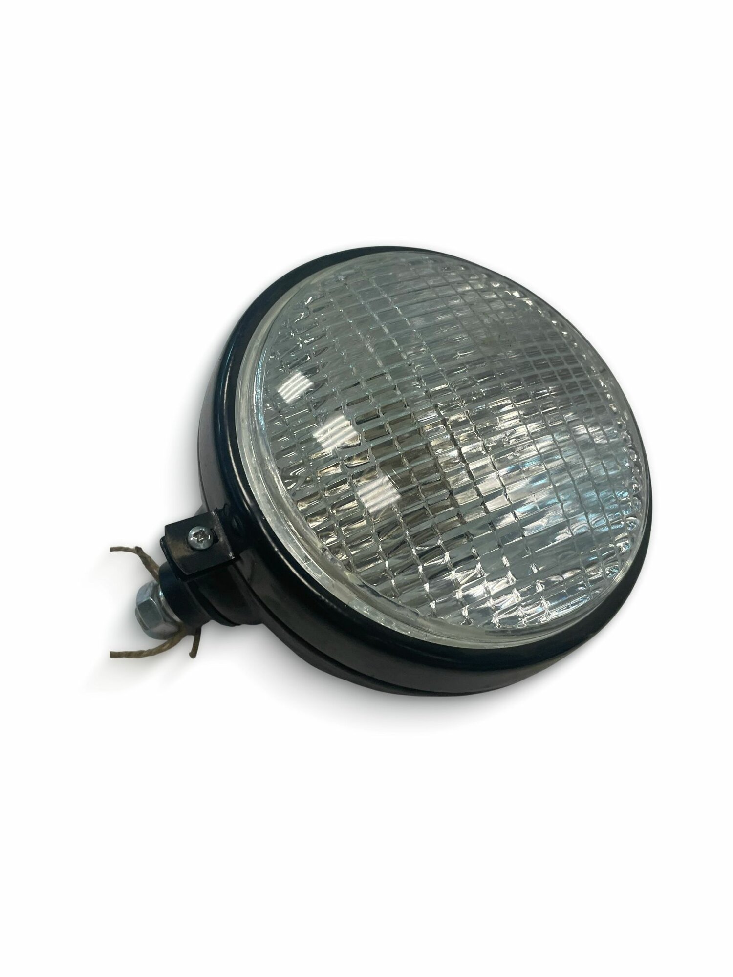 Фара МТЗ задняя, металлический корпус 12В, арт. ФГ-304М.00.00.00/1620 — фото 1