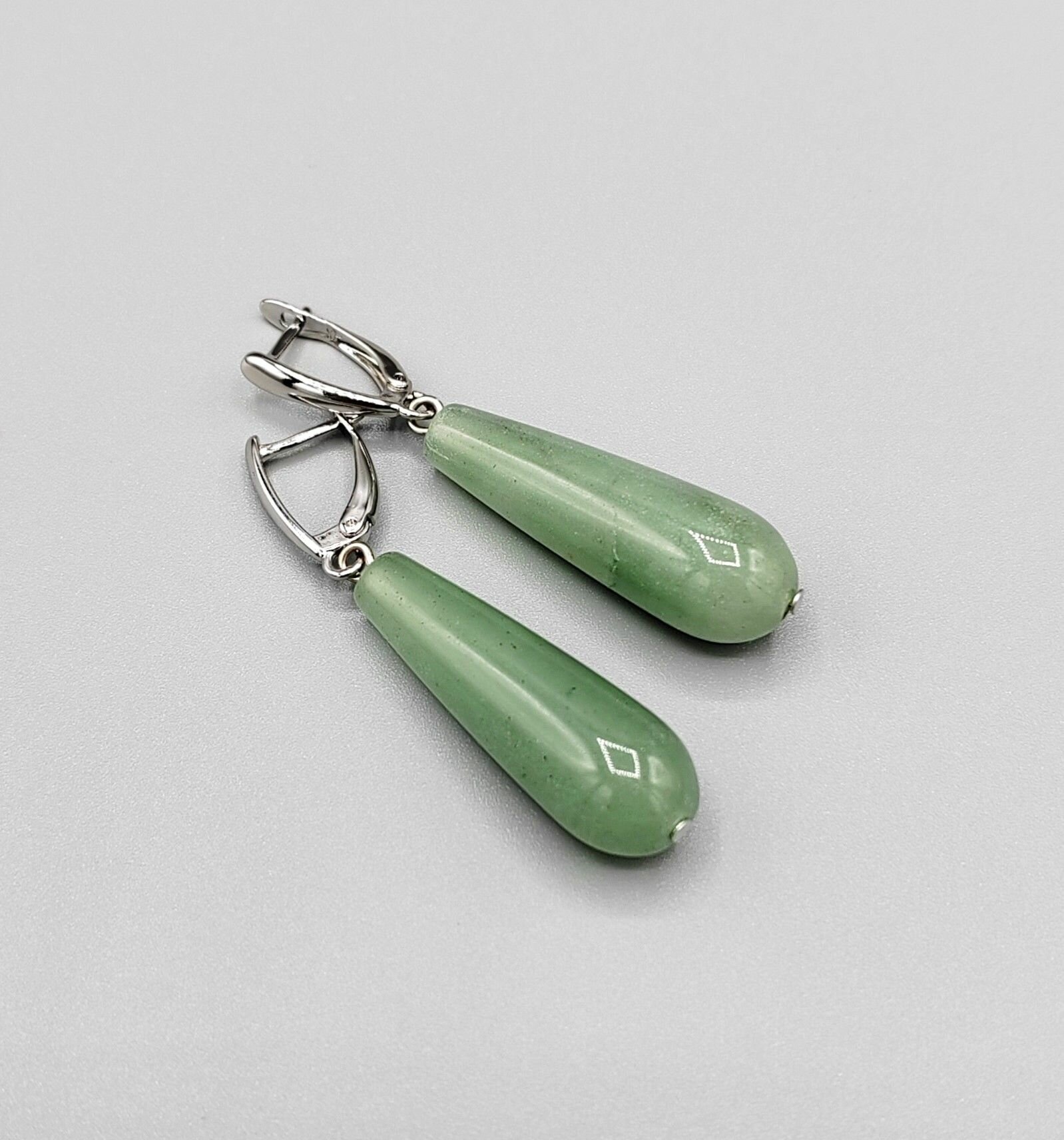 Серьги, нефрит
