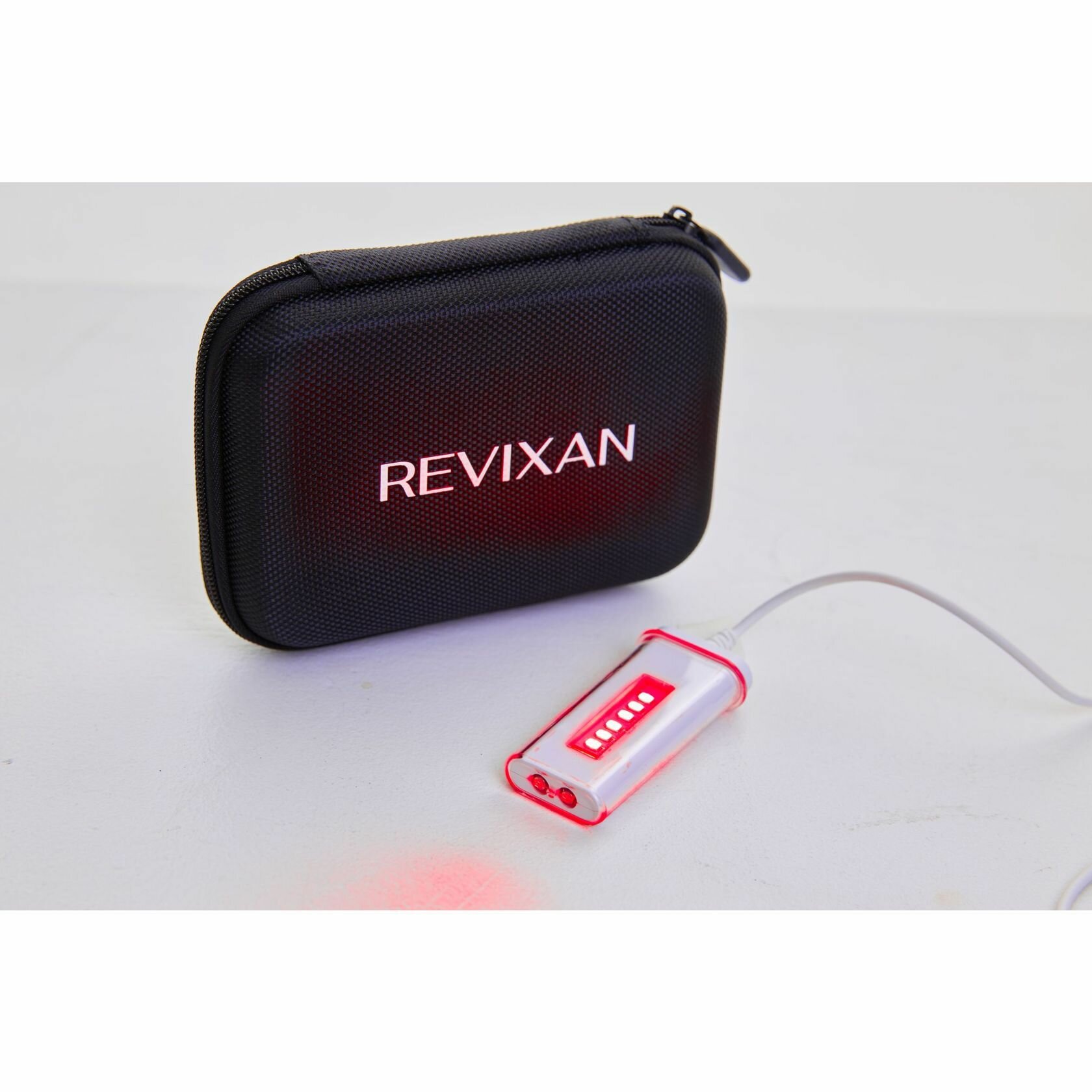 Портативный аппарат ФДТ REVIXAN ORAL LED для домашнего использования при ОРВИ, простуды, стоматиты и при др. нарушениях слизистой ротовой полости