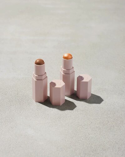Изображение товара FENTY BEAUTY набор стиков для контуринга Mini Match Stix Duo Contour + Highlighter Set, 2 х 2,8 г, Truffle & Champagne