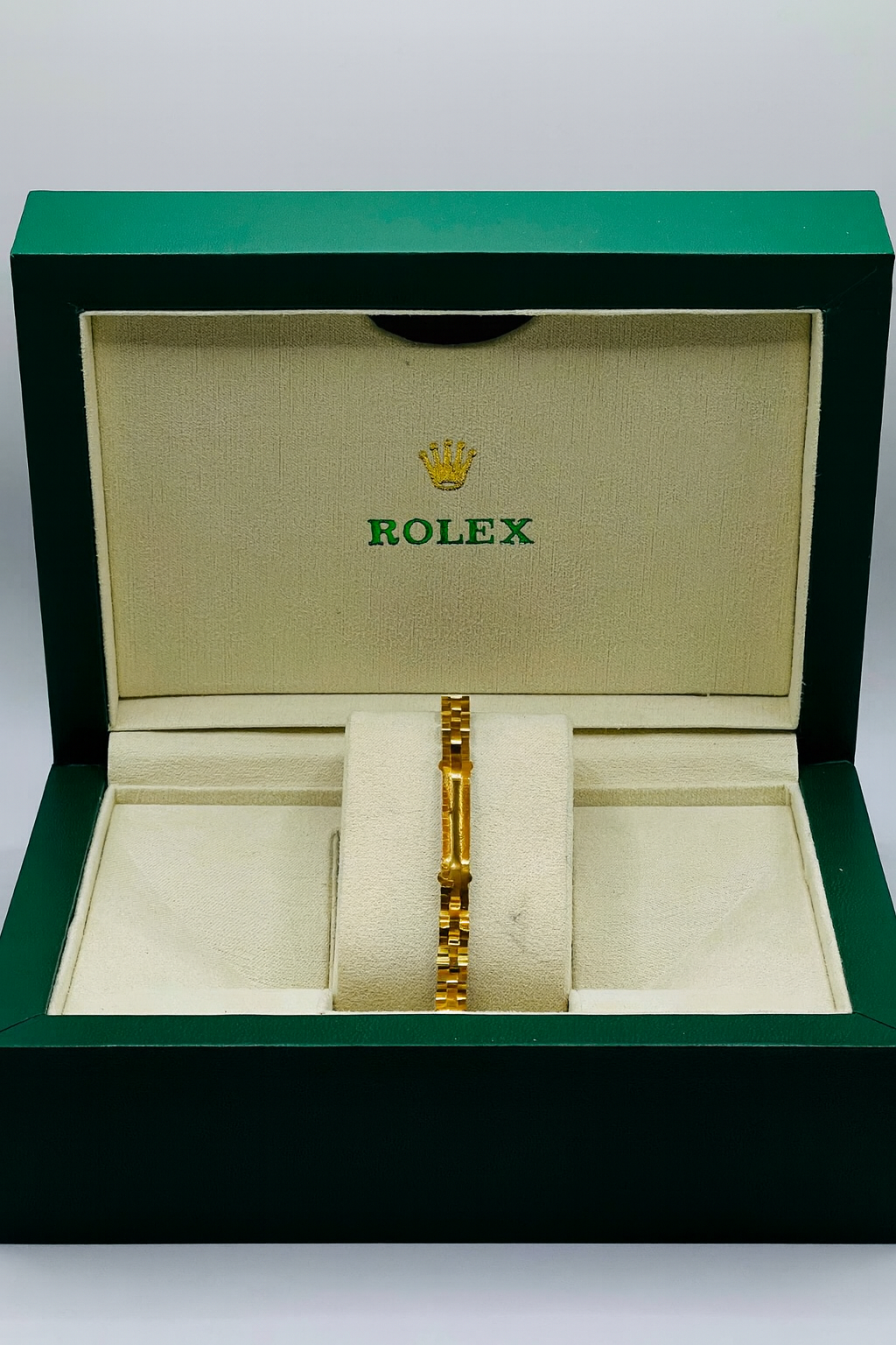 Плетеный браслет