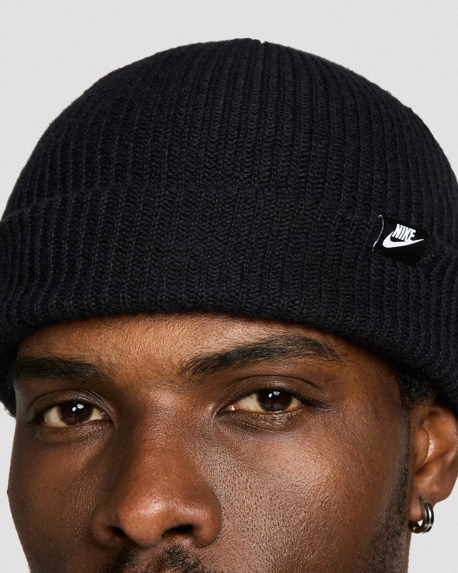 Шапка-бини NIKE Terra Beanie для мужчин и женщин, размер OneSize, черный — фото 1