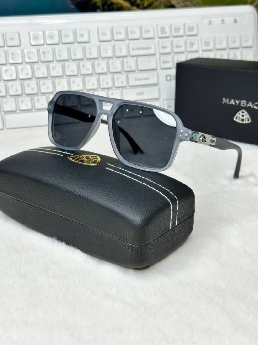 Солнцезащитные очки