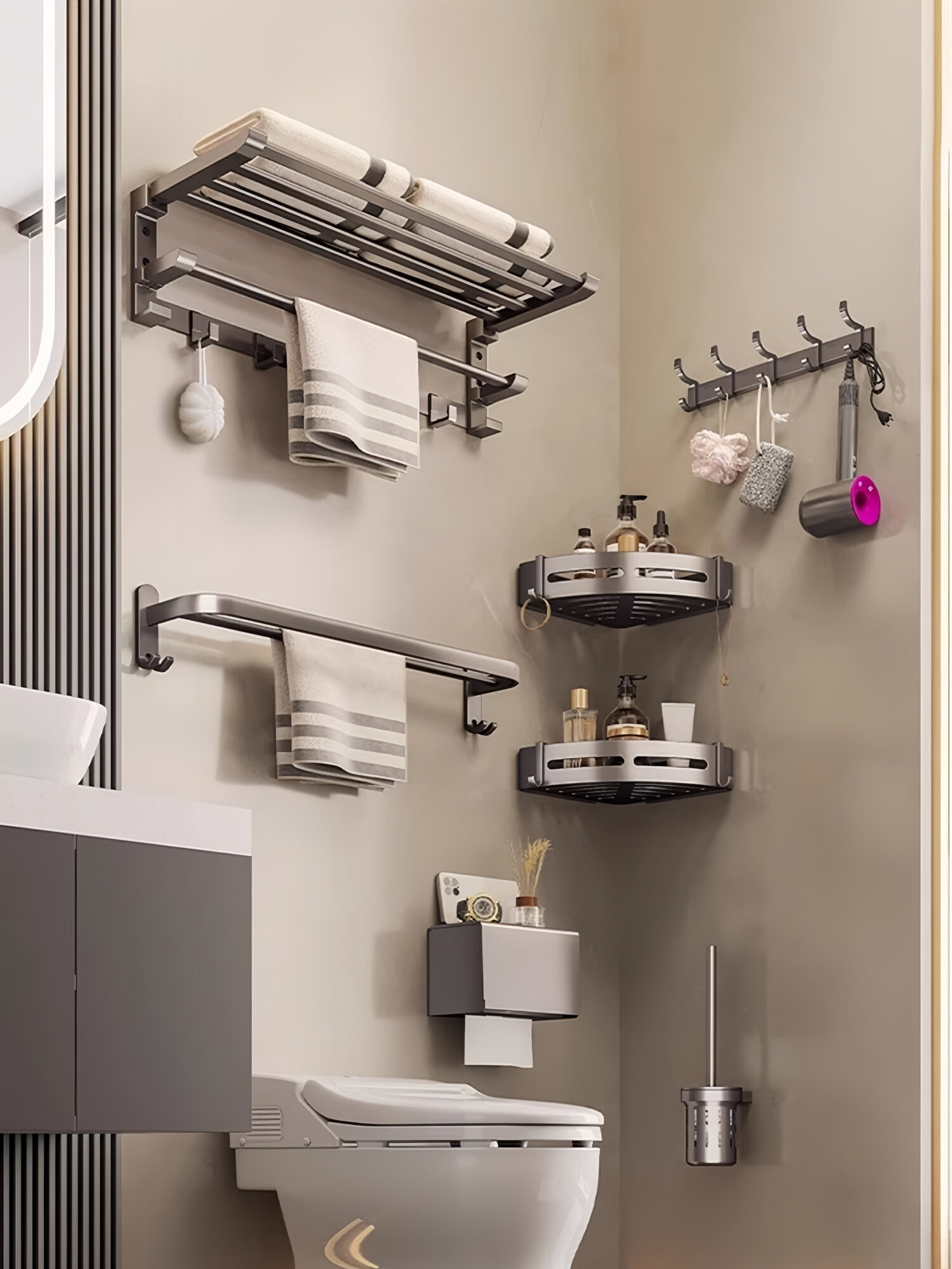 Фирменный держатель для полотенец для ванной комнаты — фото 1