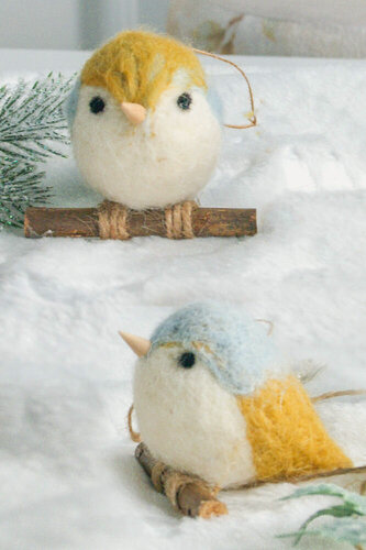 Изображение товара Набор ёлочных украшений птички-сестрички, дерево, шерсть, 9 см, 2 шт, Edelman 1125614-набор