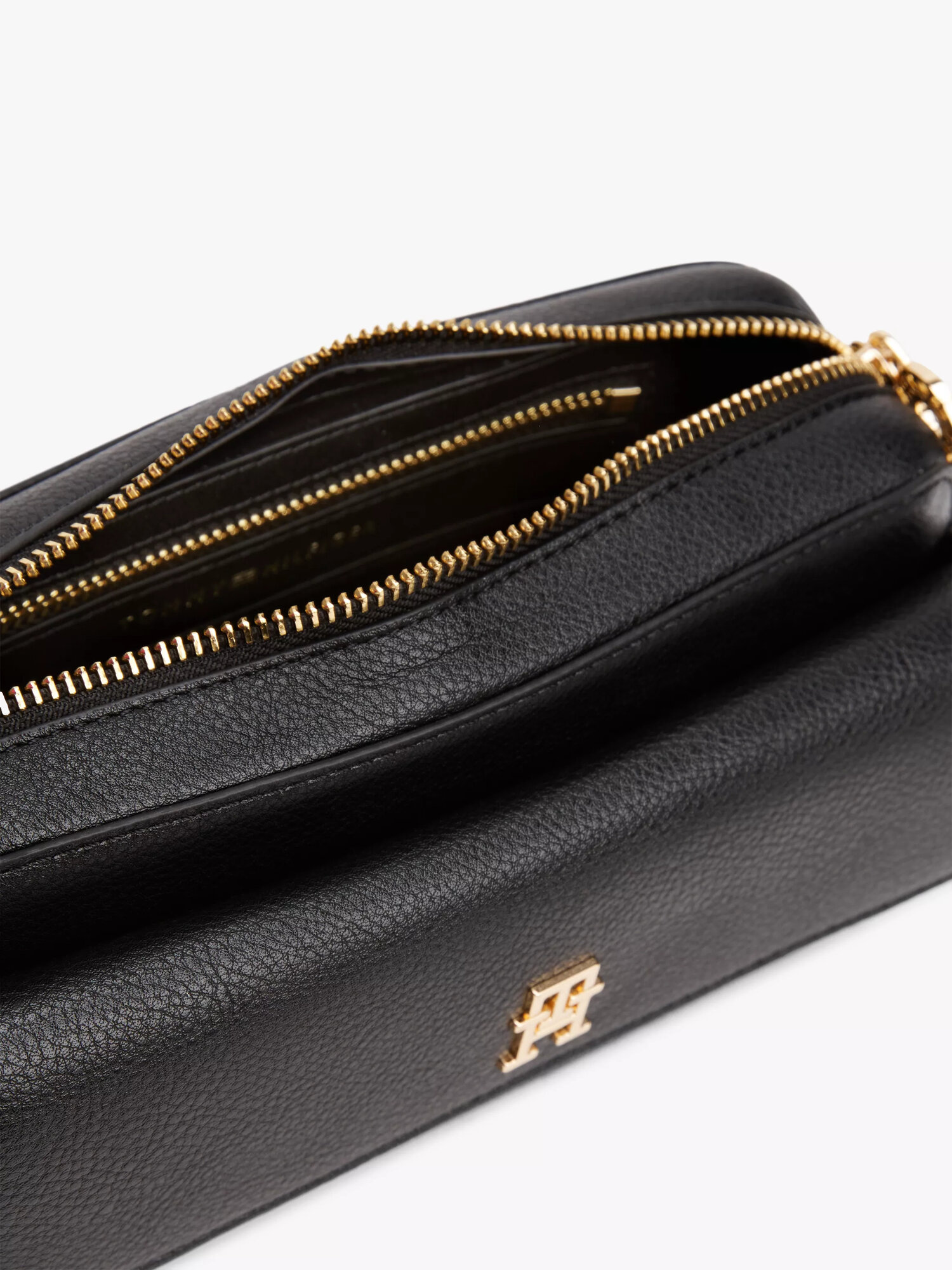 Сумка кросс-боди TOMMY HILFIGER TH Distinct Camera Bag, фактура зернистая, черный — фото 1