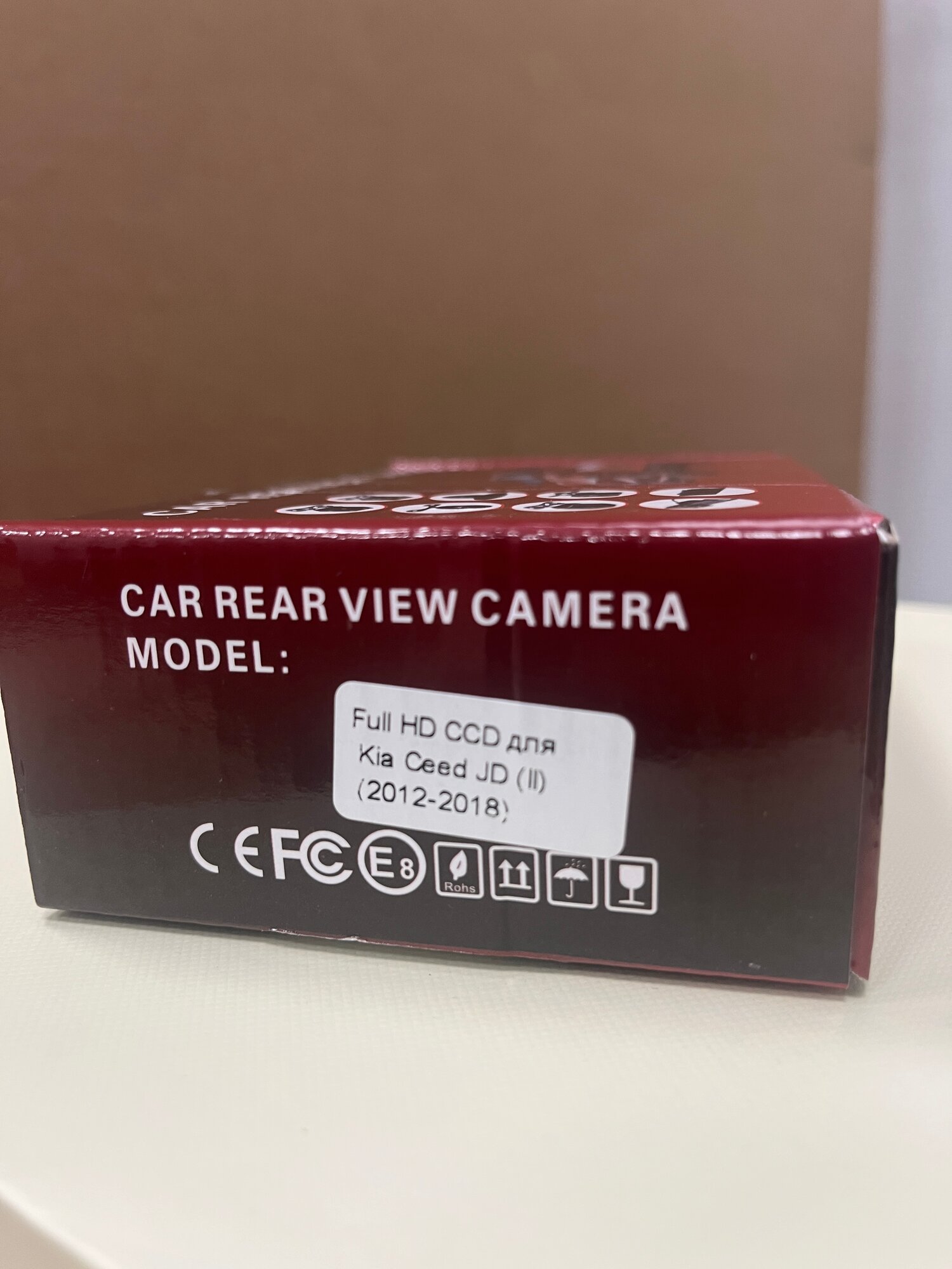 Камера заднего вида Full HD CCD для Kia Ceed JD (II) (2012-2018) "Универсал" — фото 1
