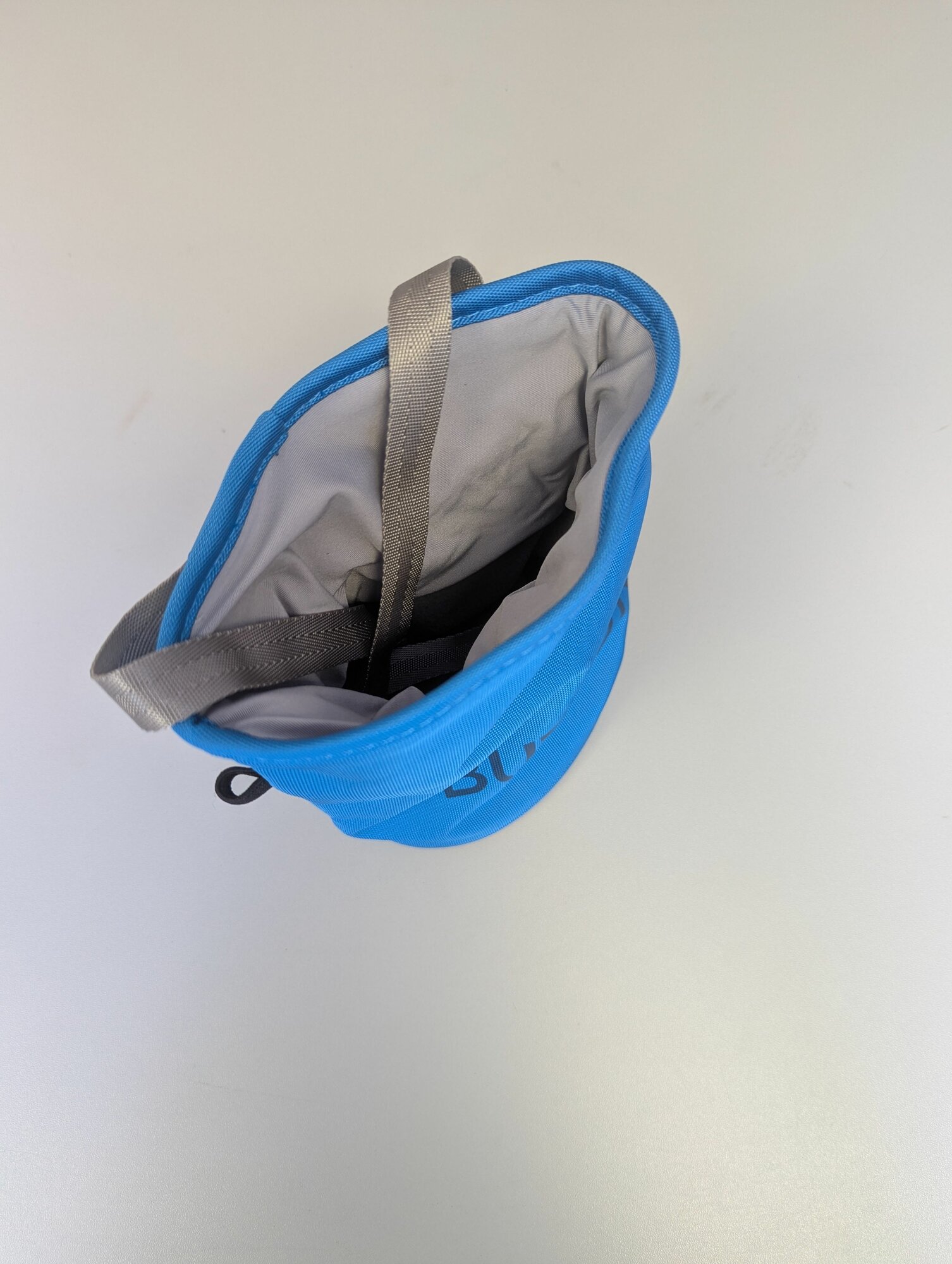 Butora Мешочек для магнезии с карманом Logo Chalk Bag — фото 1