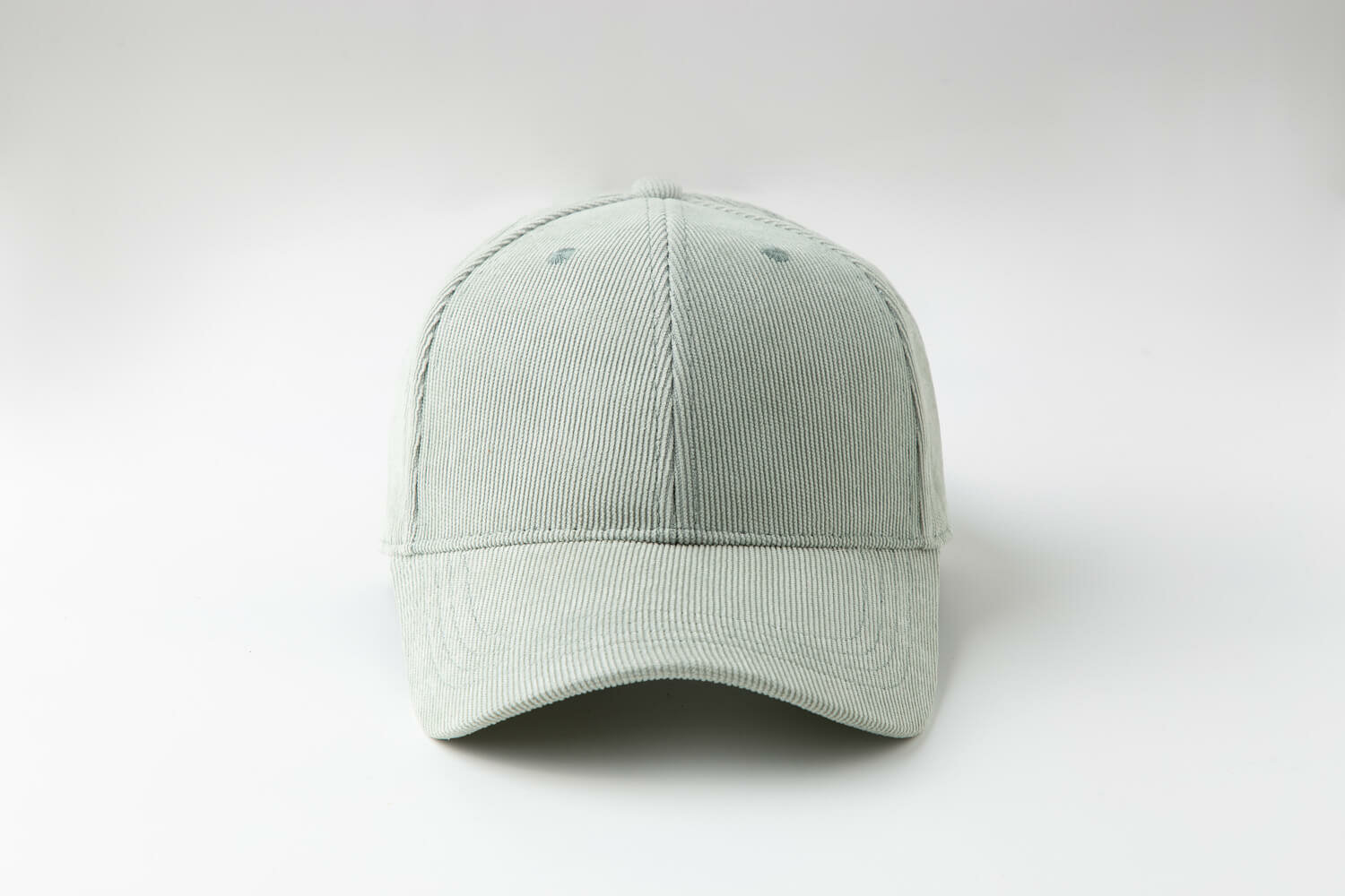 Кепка для женщин