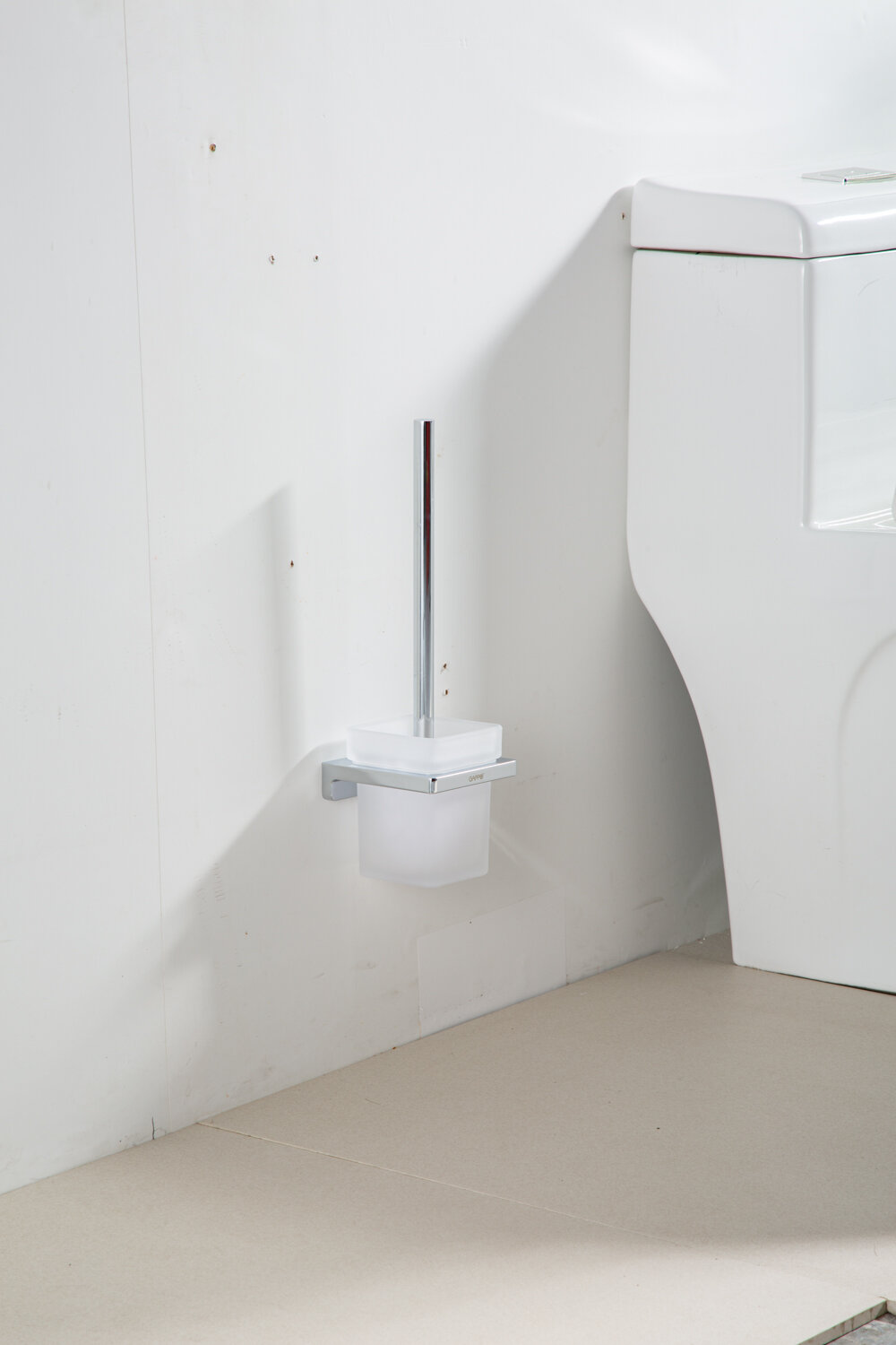 Ёршик для унитаза навесной Gappo G30810 металл/стекло цвет хром