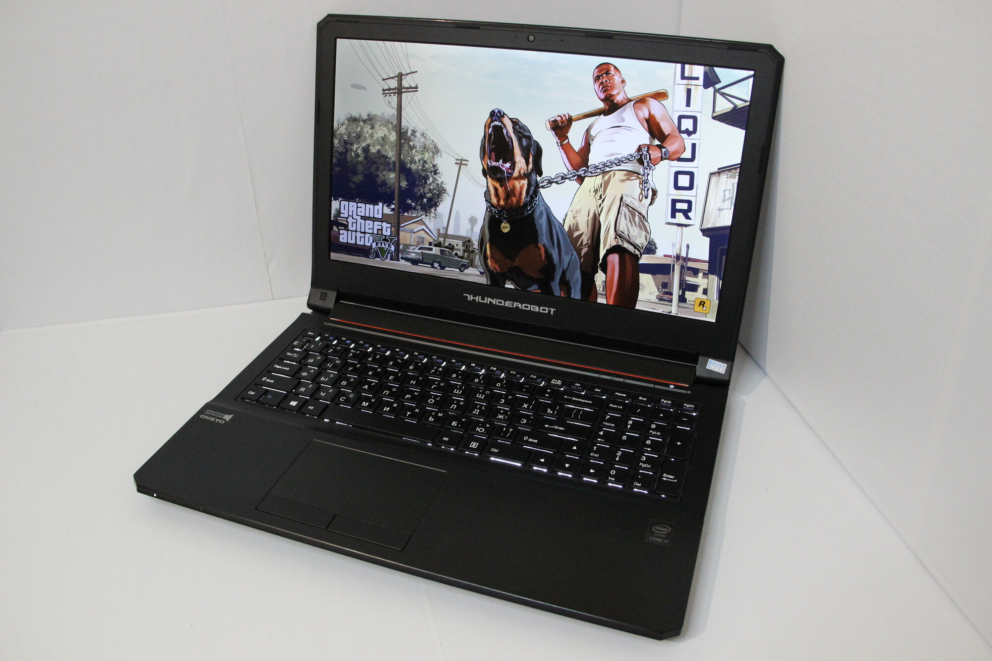 15.6" Игровой ноутбук Thunderobot / i7-4720HQ / GeForce GTX 960M / RAM 8 GB / SSD 256 GB