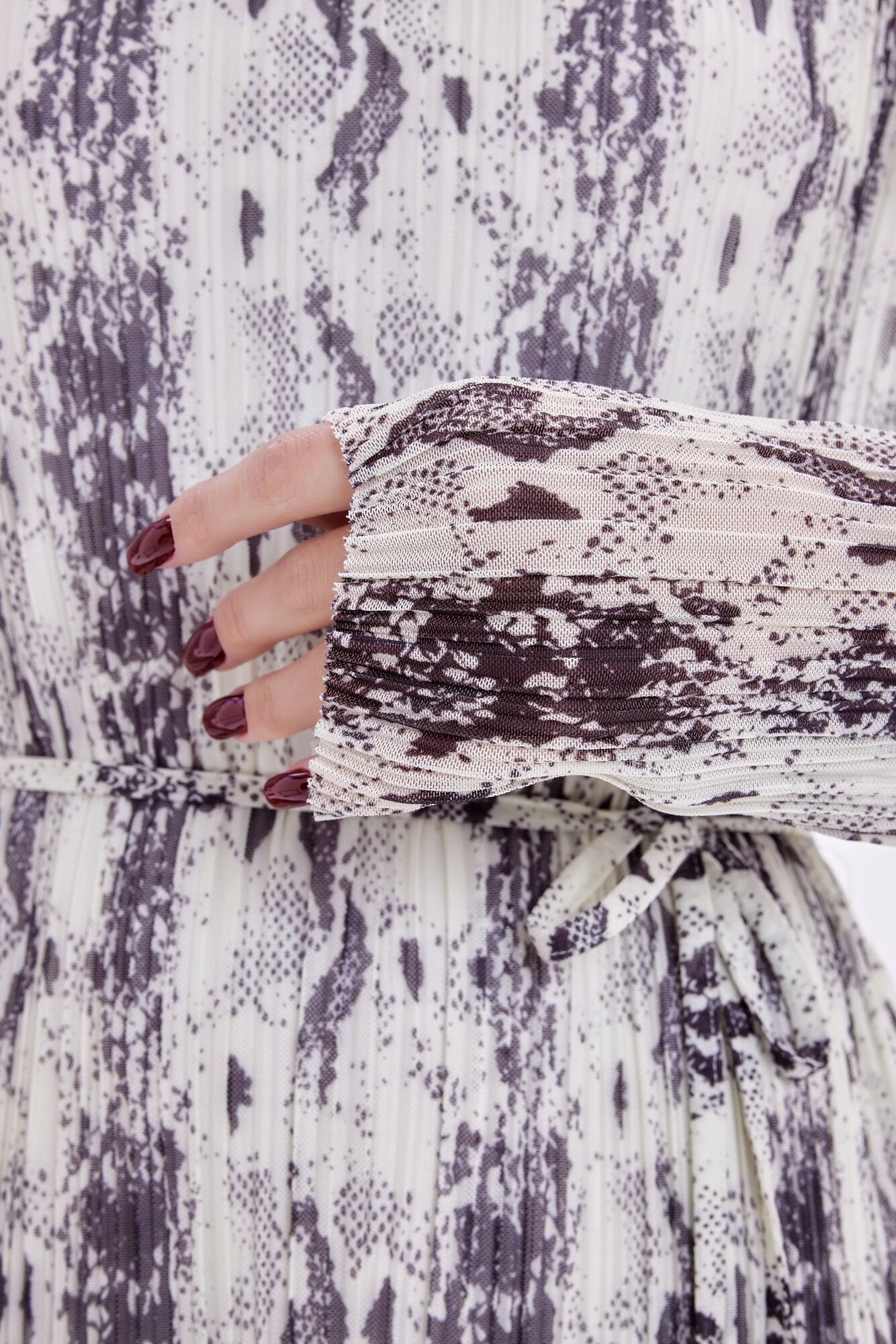 Платье Selfie, размер S — фото 1